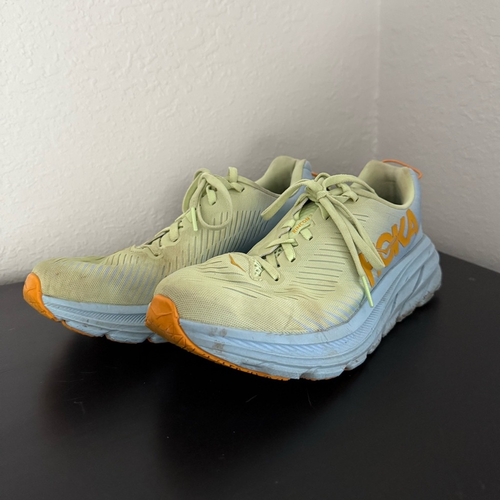 Hoka Rincon 3 - Women’s size 7B